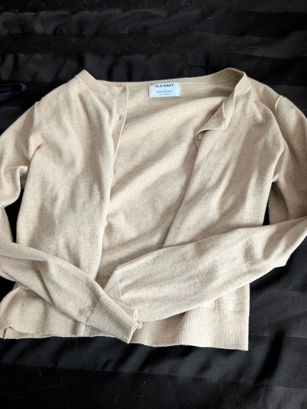 Old Navy Women's Cream Lightweight Cardigan Sweater